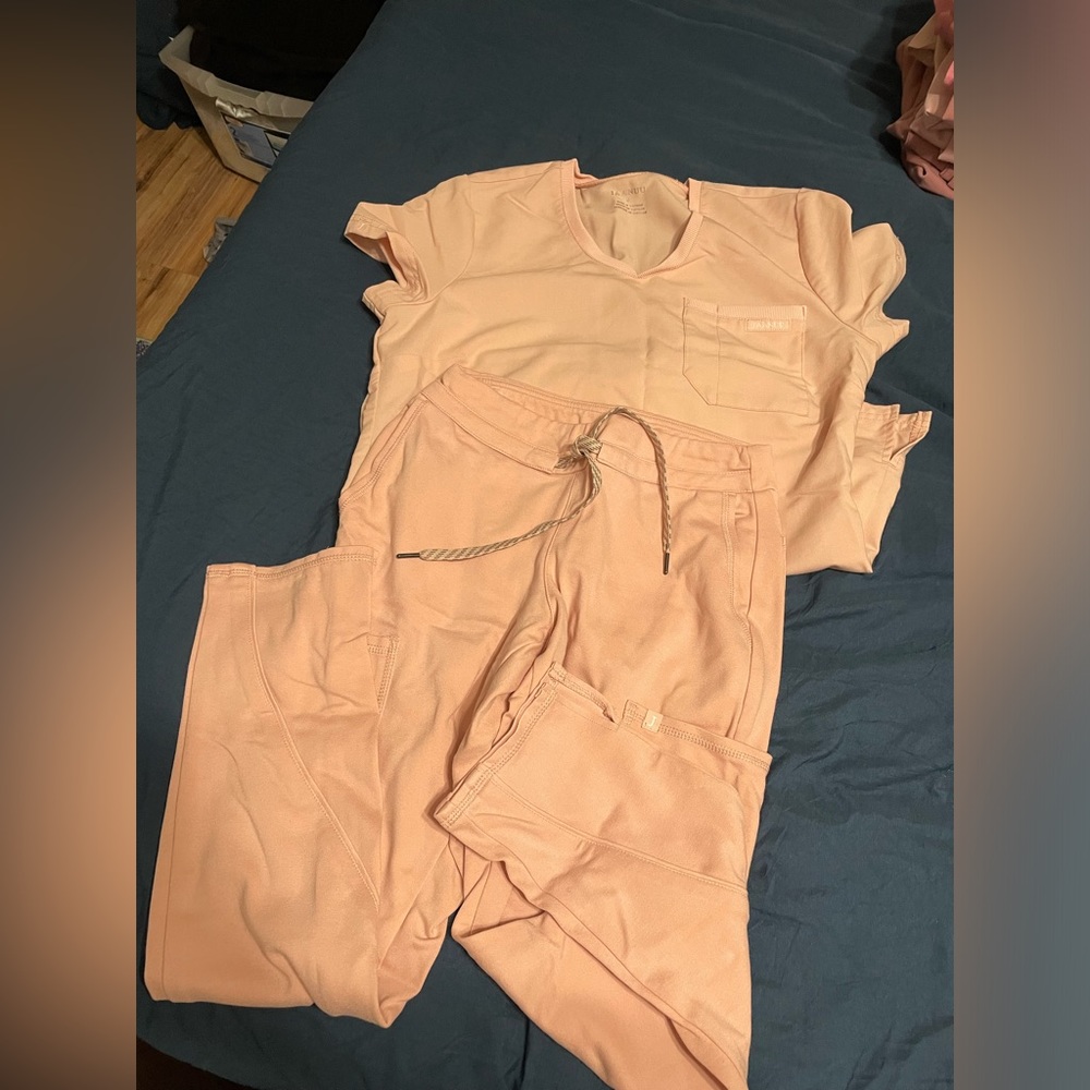 Blush pink januu scrub set